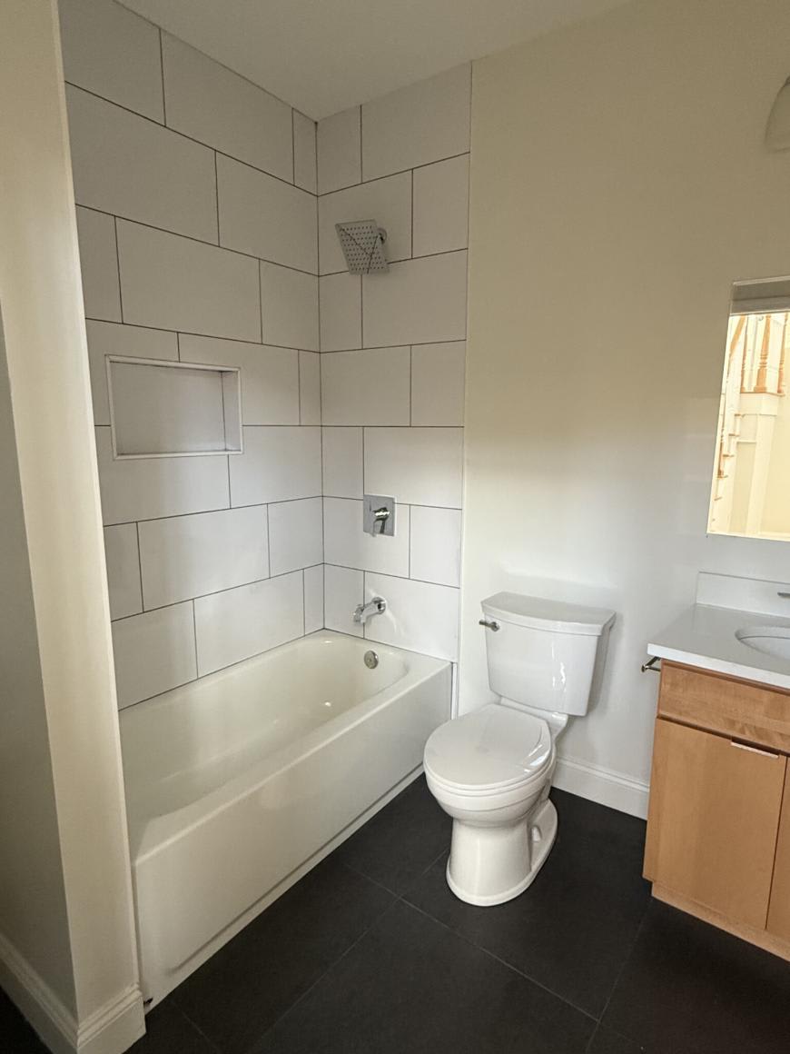 6 Blossom St. – photo 3