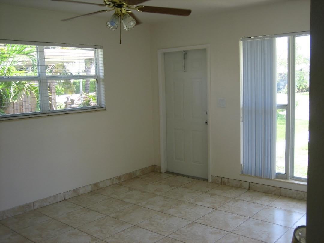 231 NE 24th Avenue – photo 2