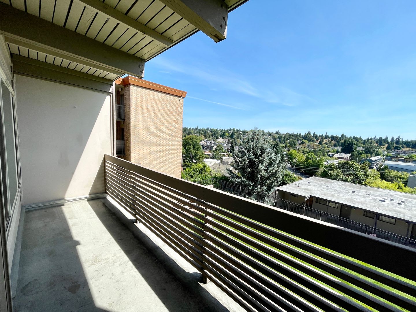 Village Vista Apartments – photo 4