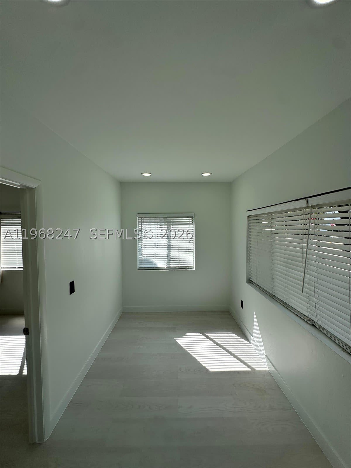 109 NW 6th Ave – photo 5