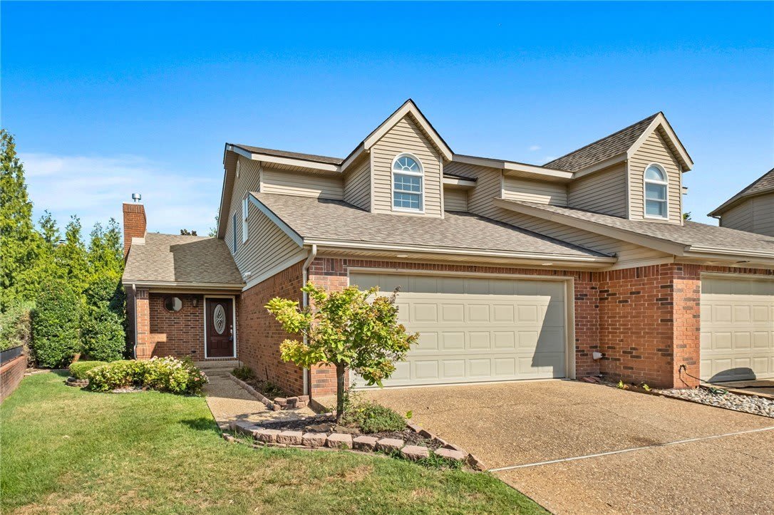 27 Prairie Dunes Drive – photo 1