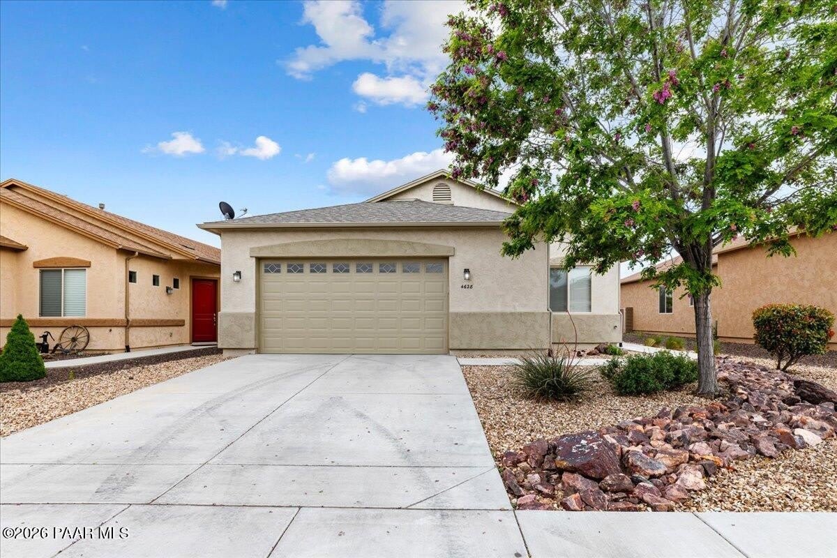 4628 N Salem Place – photo 1