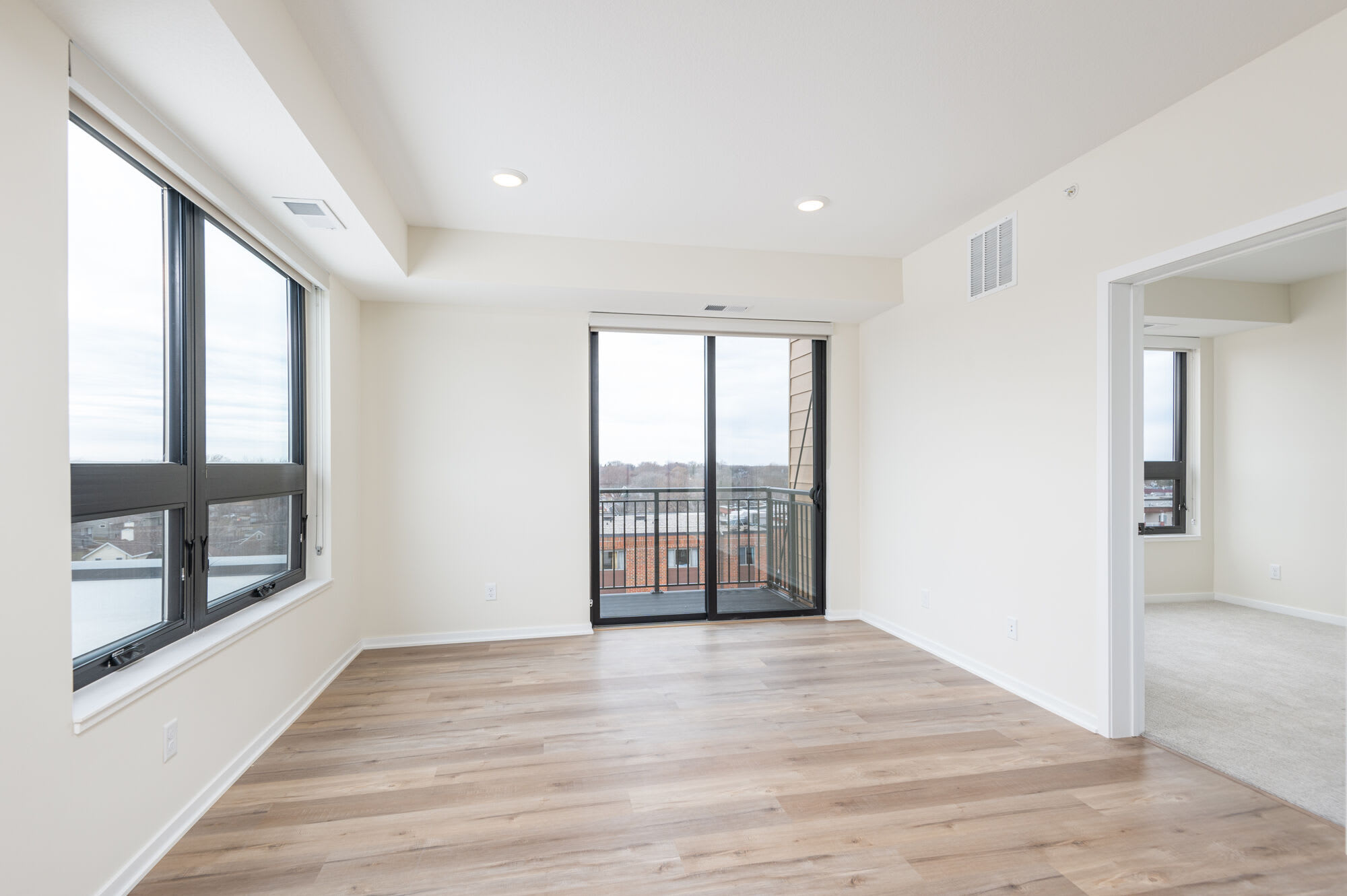 The Uptown Apartments – photo 5