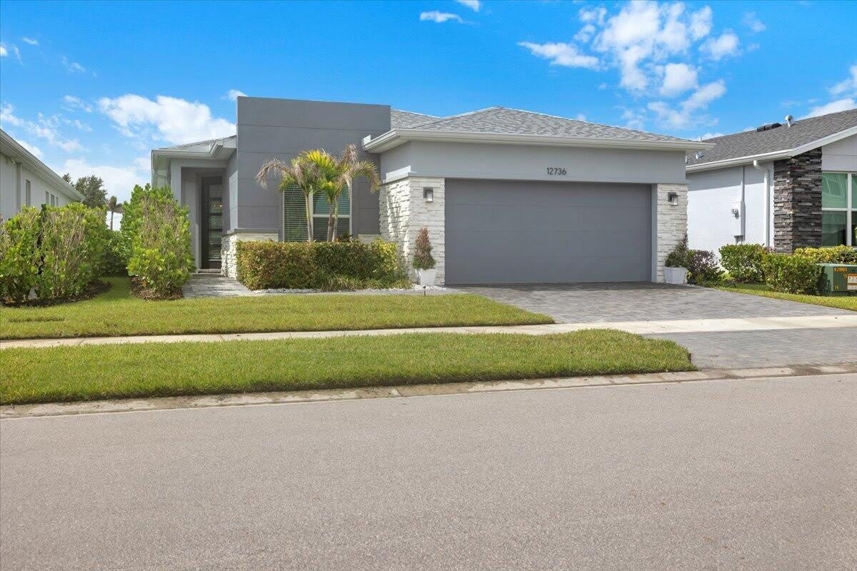 12736 Sw Eleanor Drive – photo 1