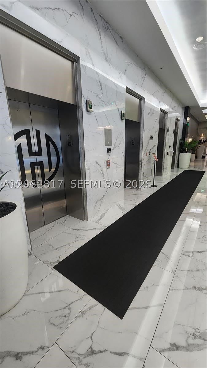 185 SE 14 – photo 4