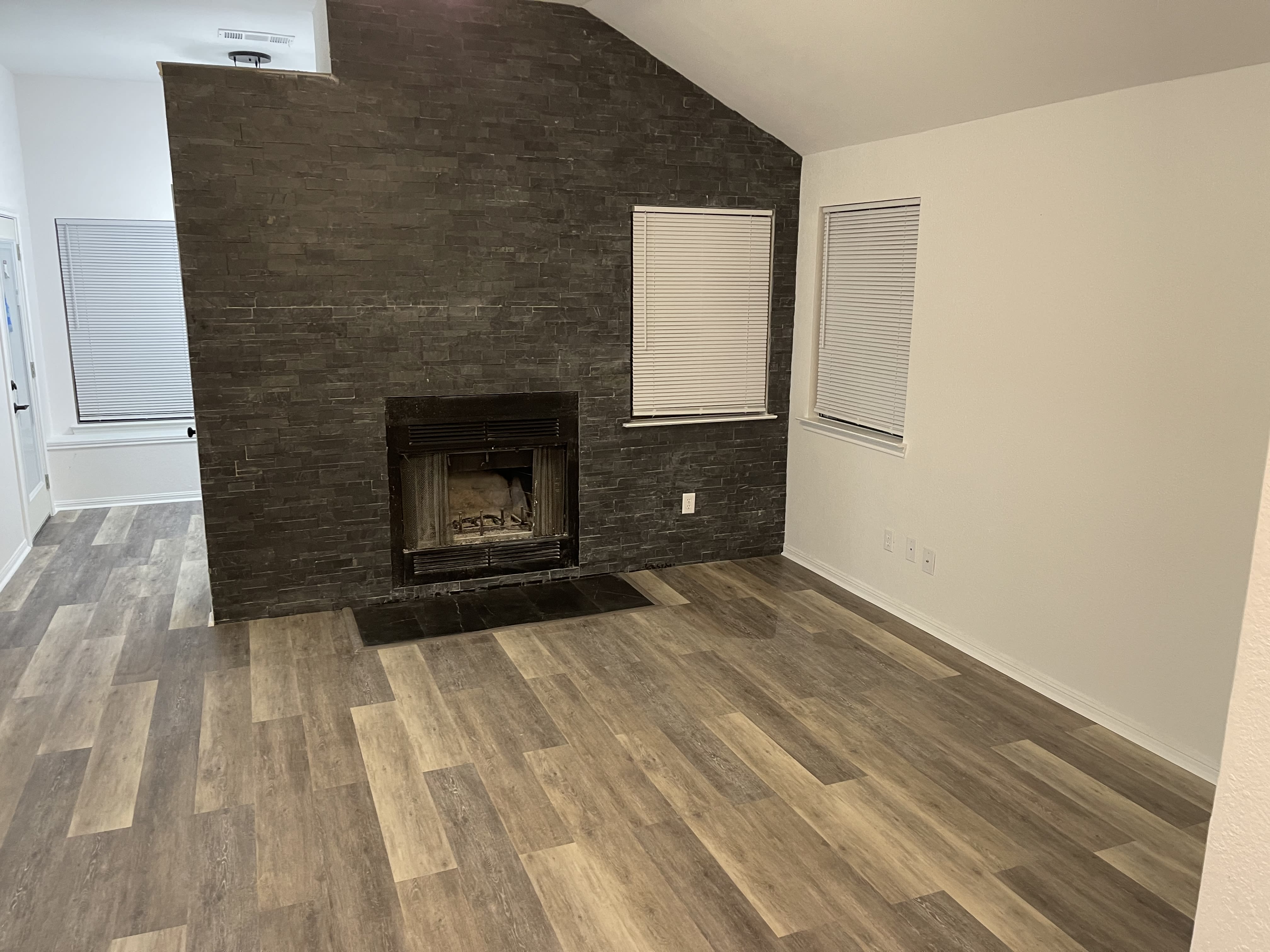 1904 Dickens Drive – photo 4