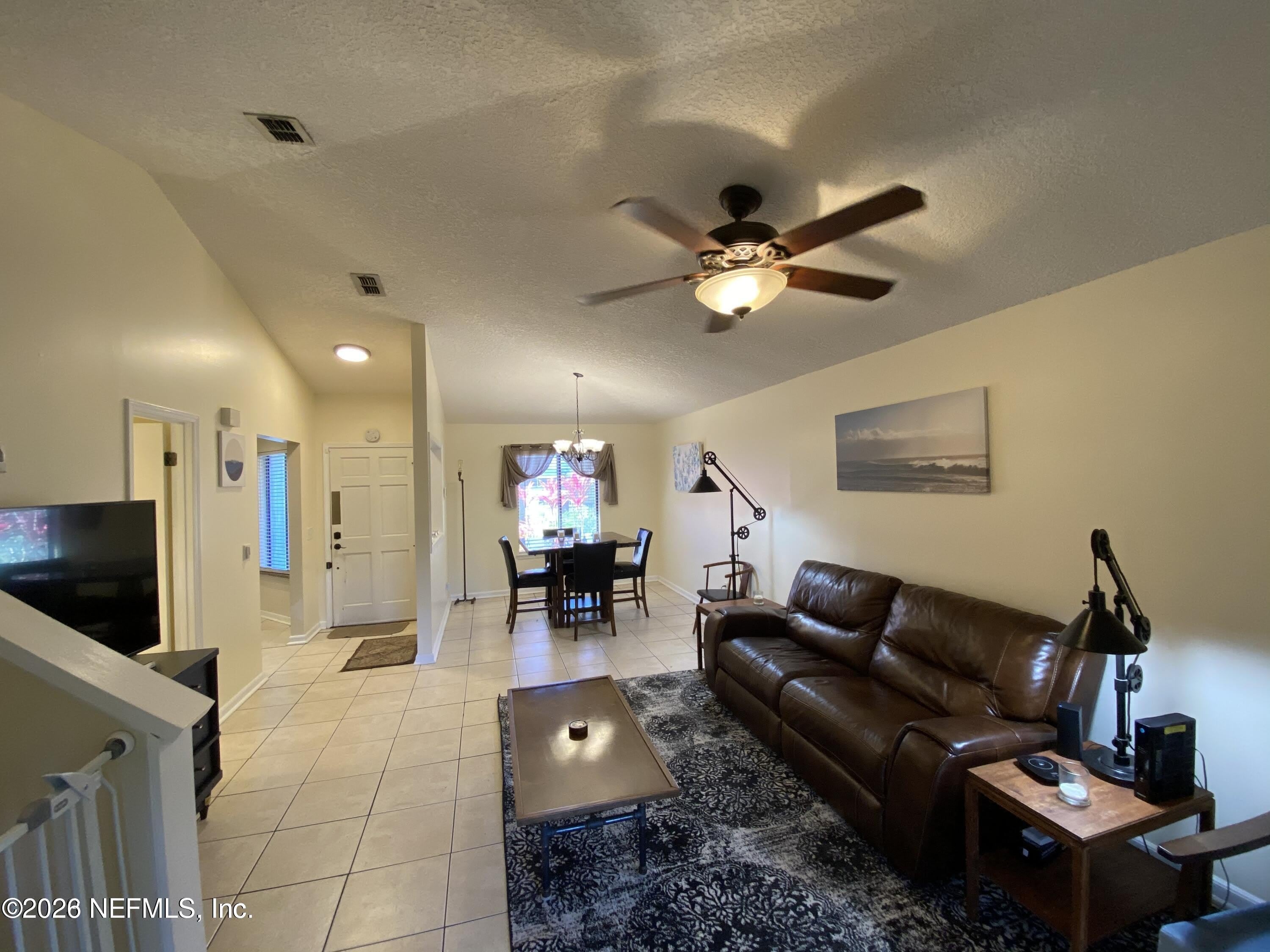 11163 CAROLINE CREST Drive – photo 2