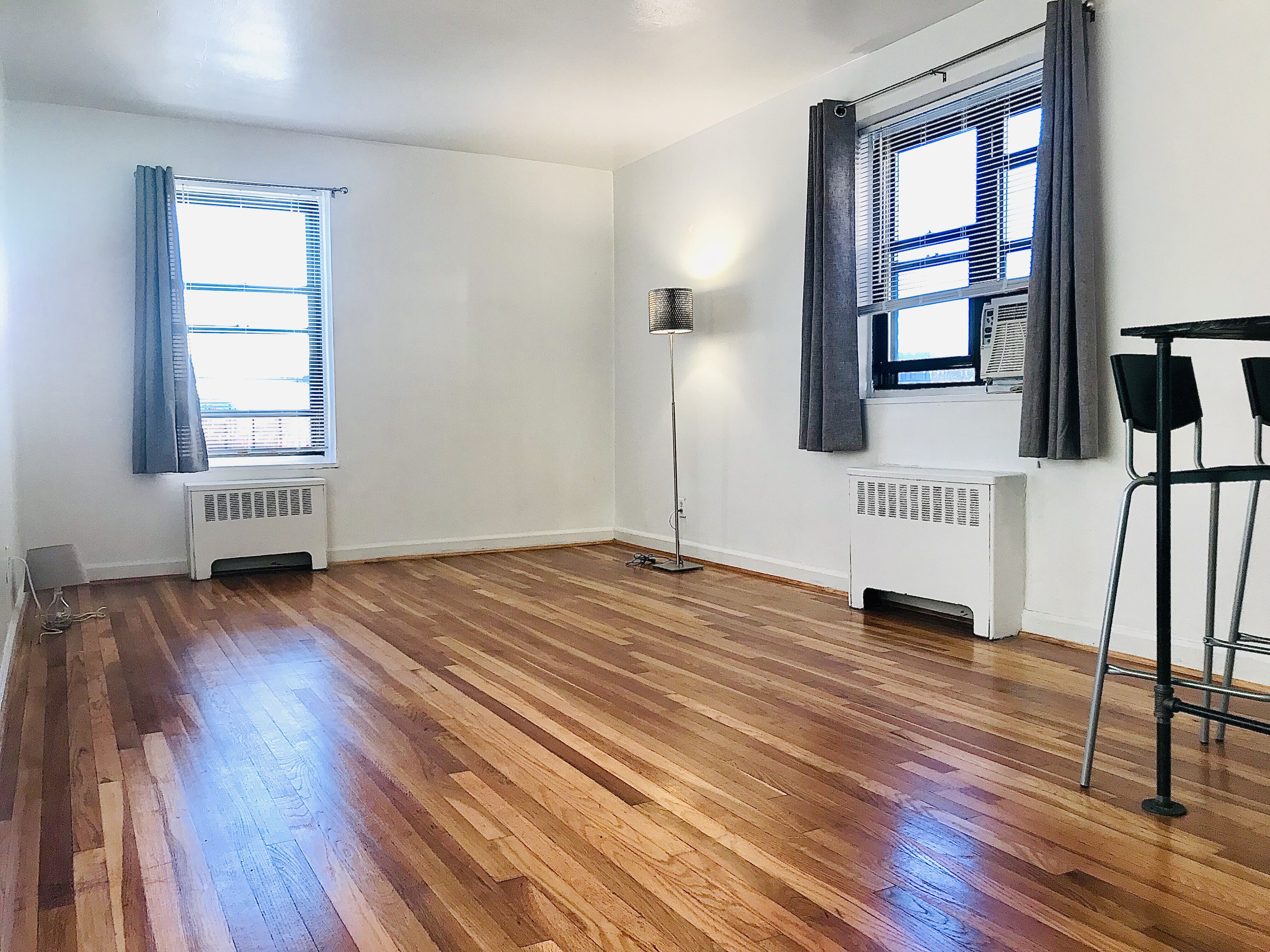 165 Vroom St – photo 1