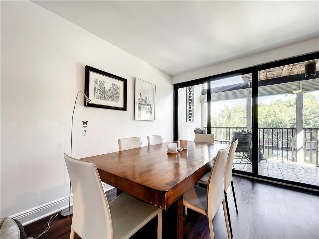 1100 SE 5th Court – photo 4