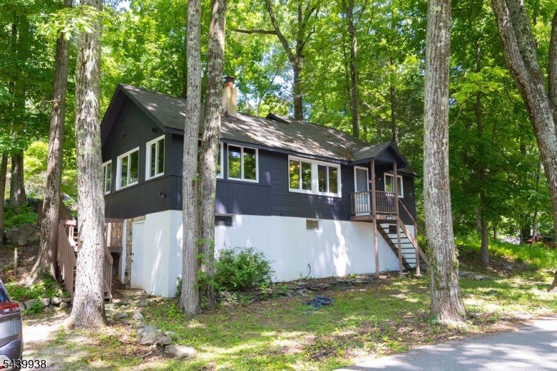 19 Lonaconing Rd – photo 1
