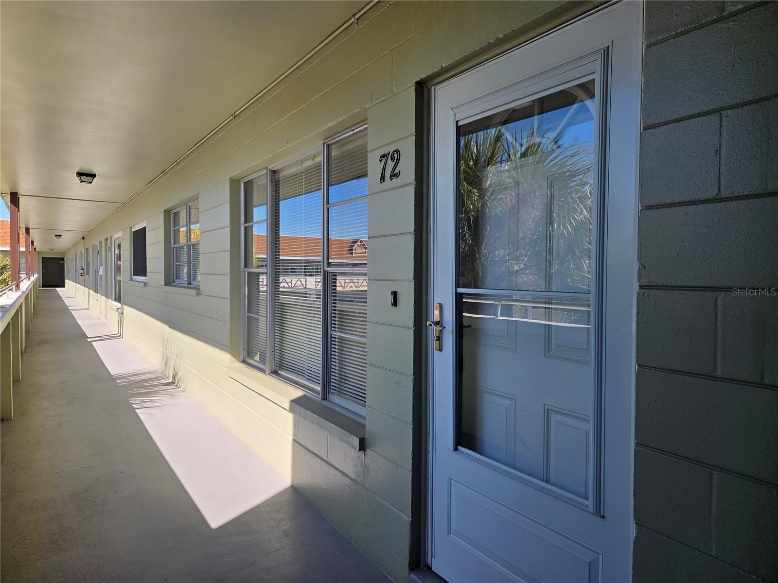2448 COLUMBIA Drive – photo 2