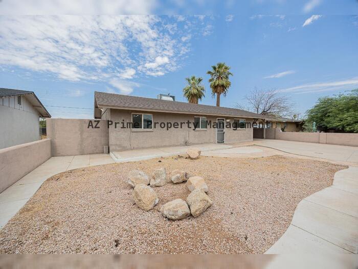2062 East Nancy Lane – photo 3