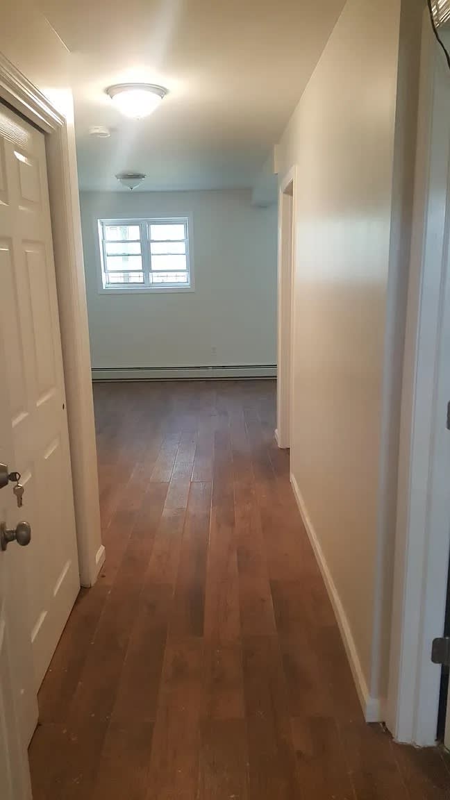 161 W Kingsbridge Rd – photo 5