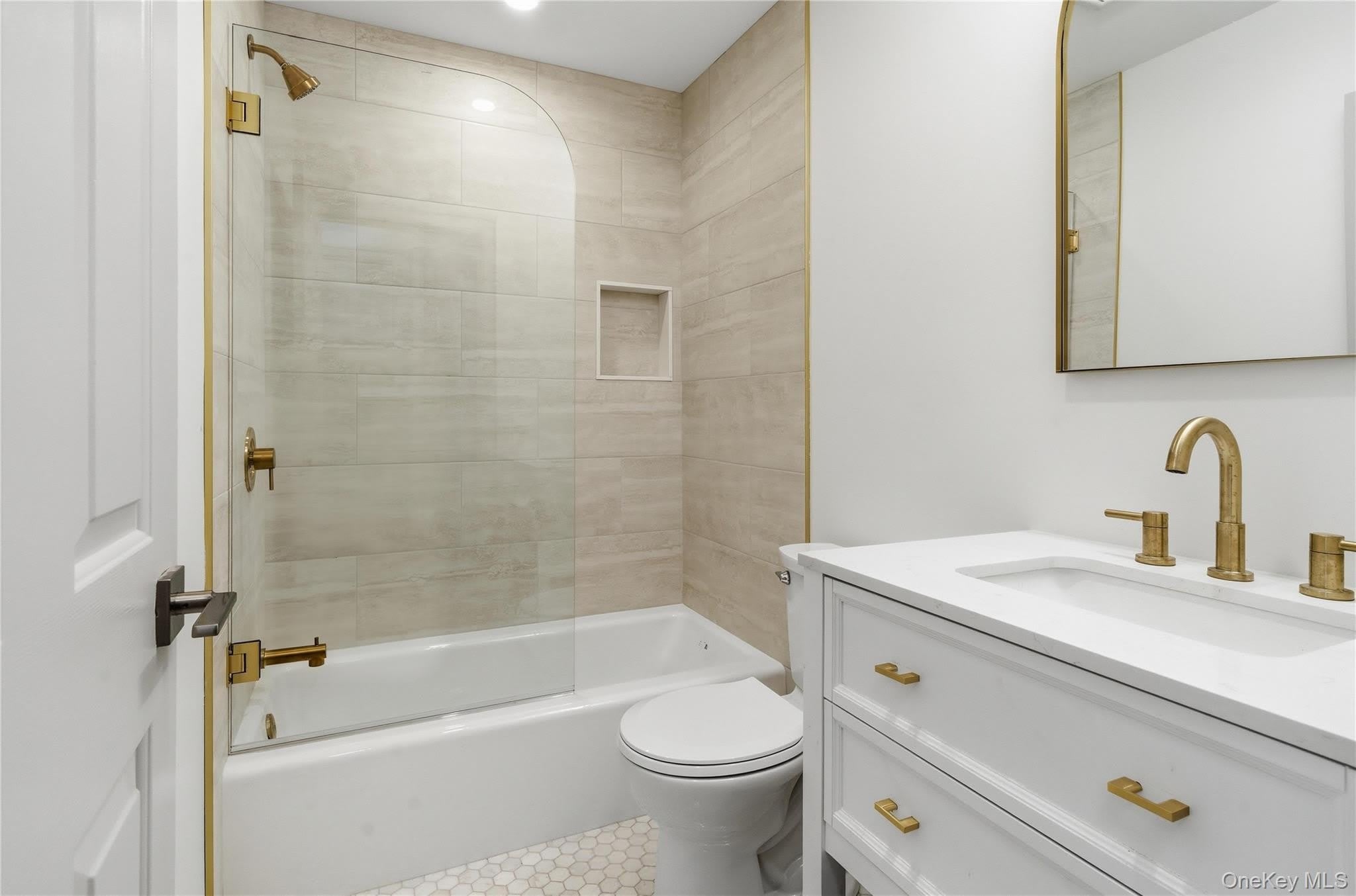 336 2ND Street – photo 3