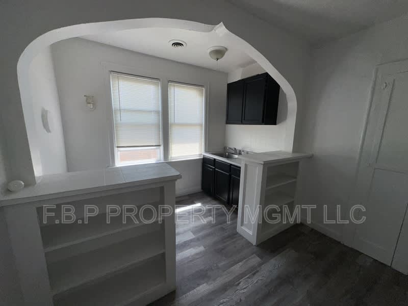 5049 Coplin St – photo 4