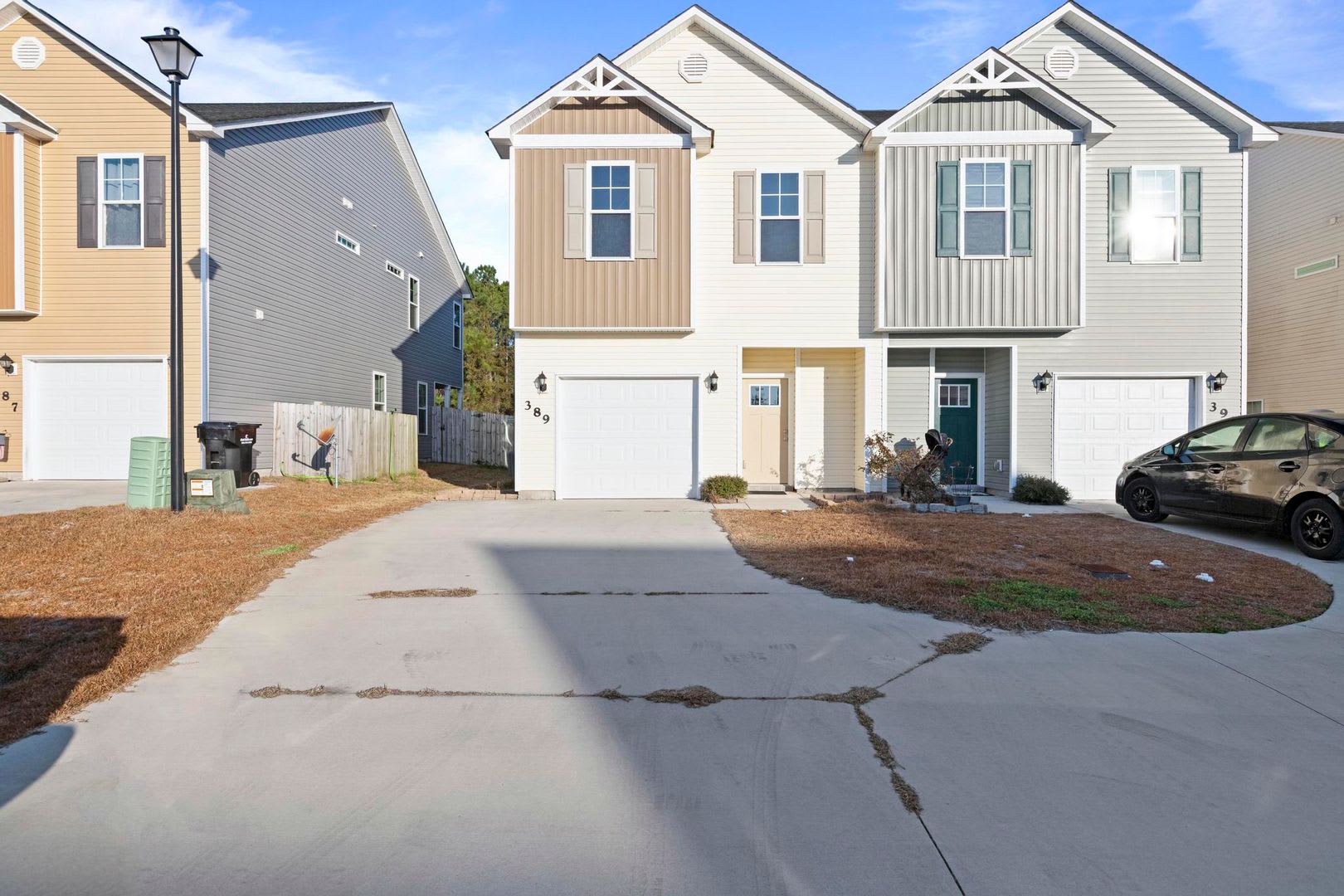 Townhouse For Rent! – photo 2