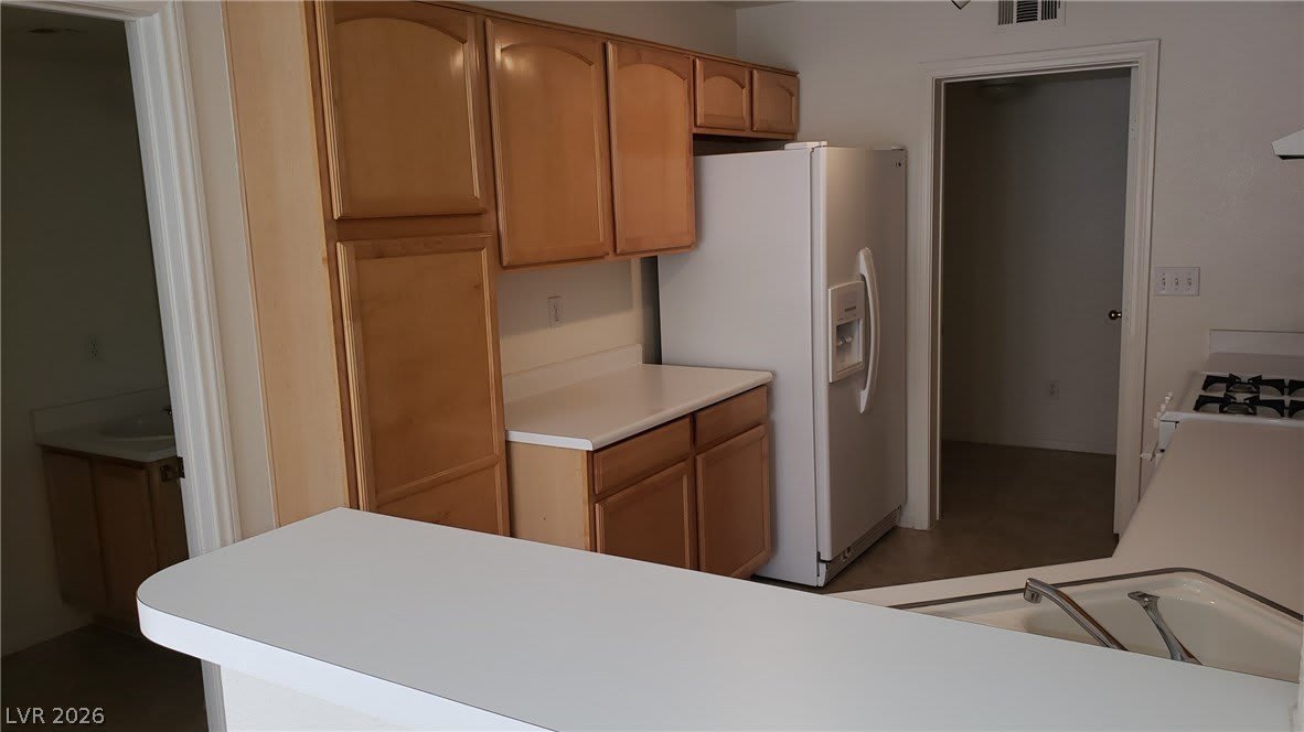 200 BOOTHBAY Street – photo 3