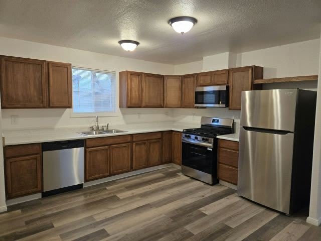 6105 E Sahara Ave – photo 2