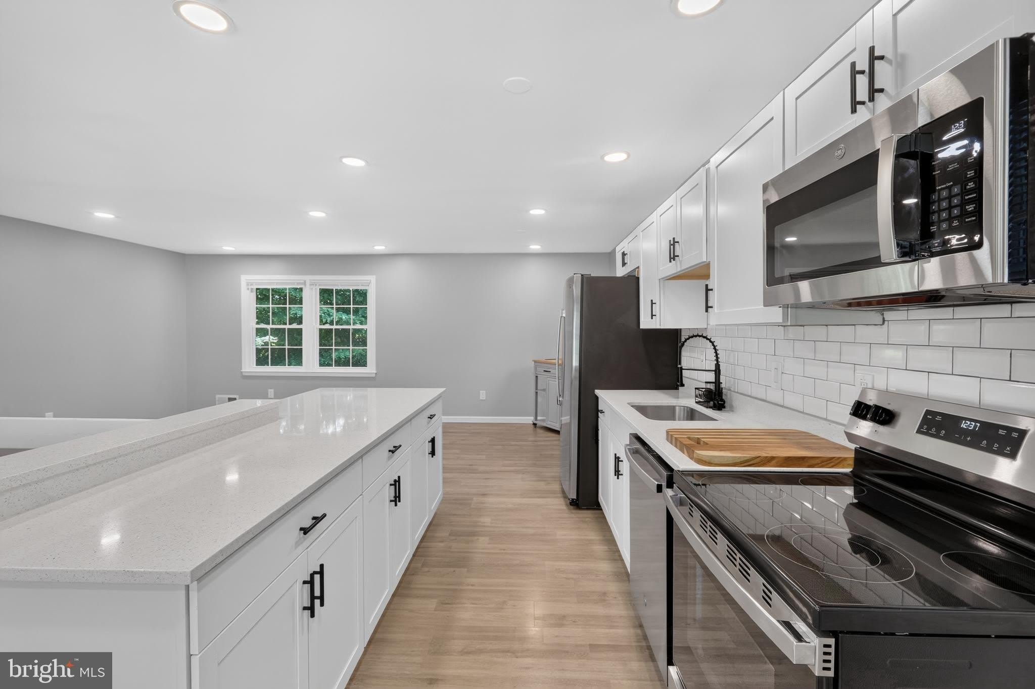 4752 CARTERWOOD Drive – photo 4