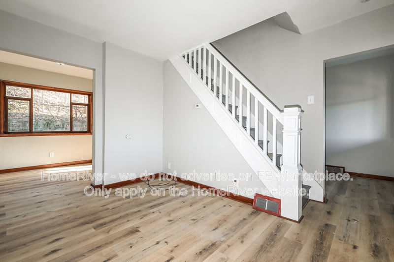 412 Woodward Ave – photo 2