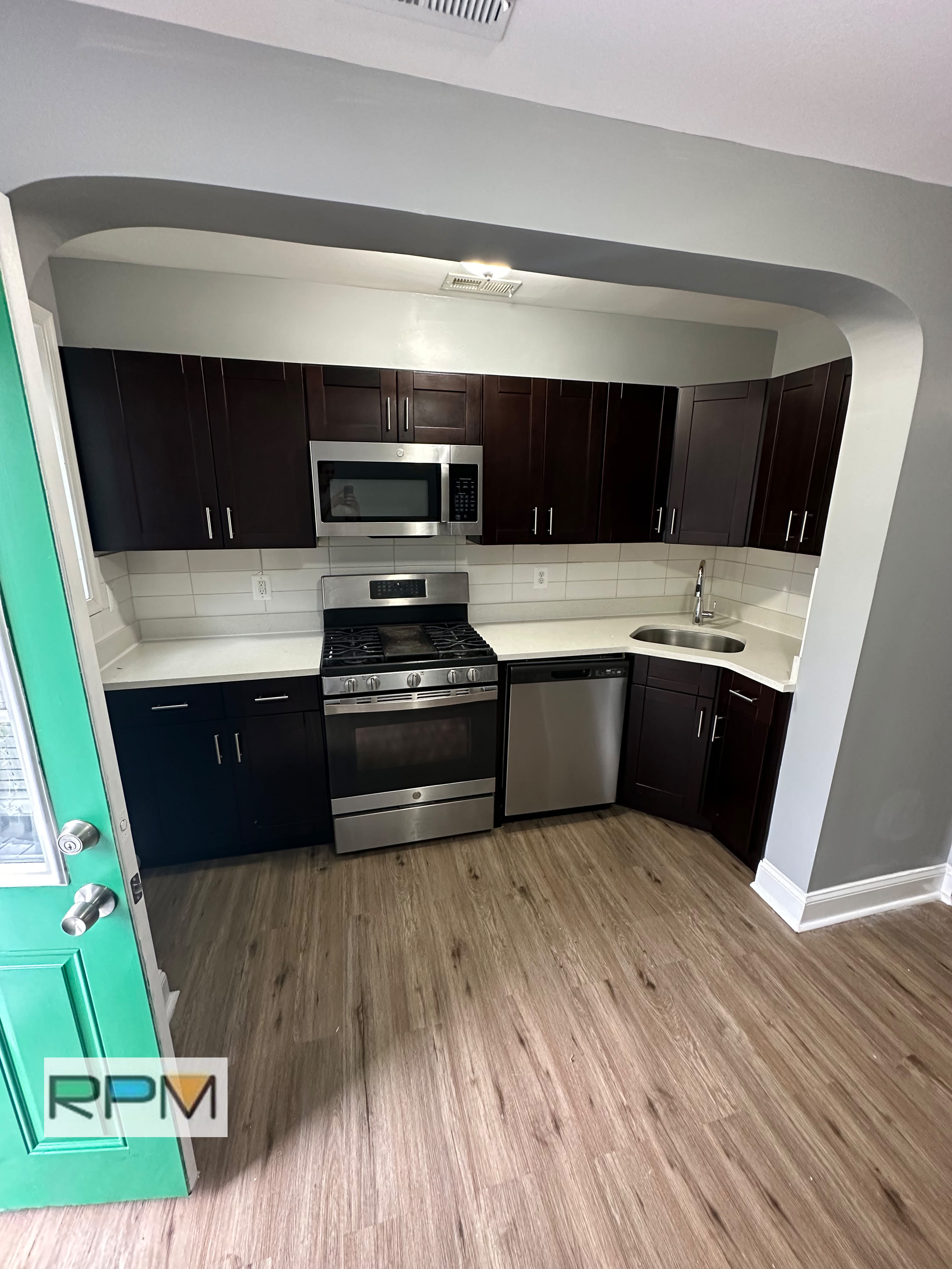 5133 Nelson Ave – photo 4