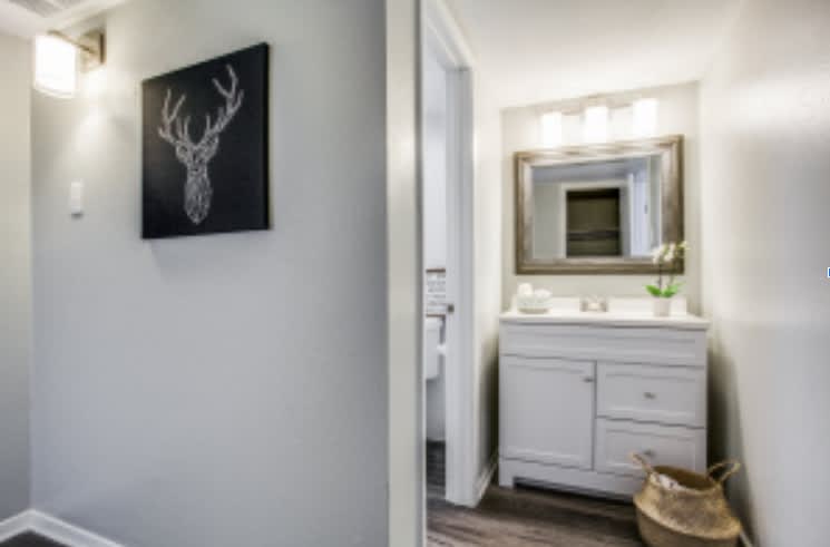 Greenbrier Apartments – photo 5