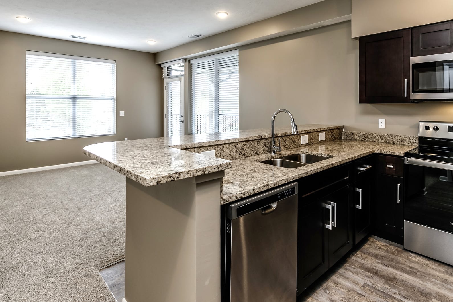 The Apartments at Lux 96 – photo 5