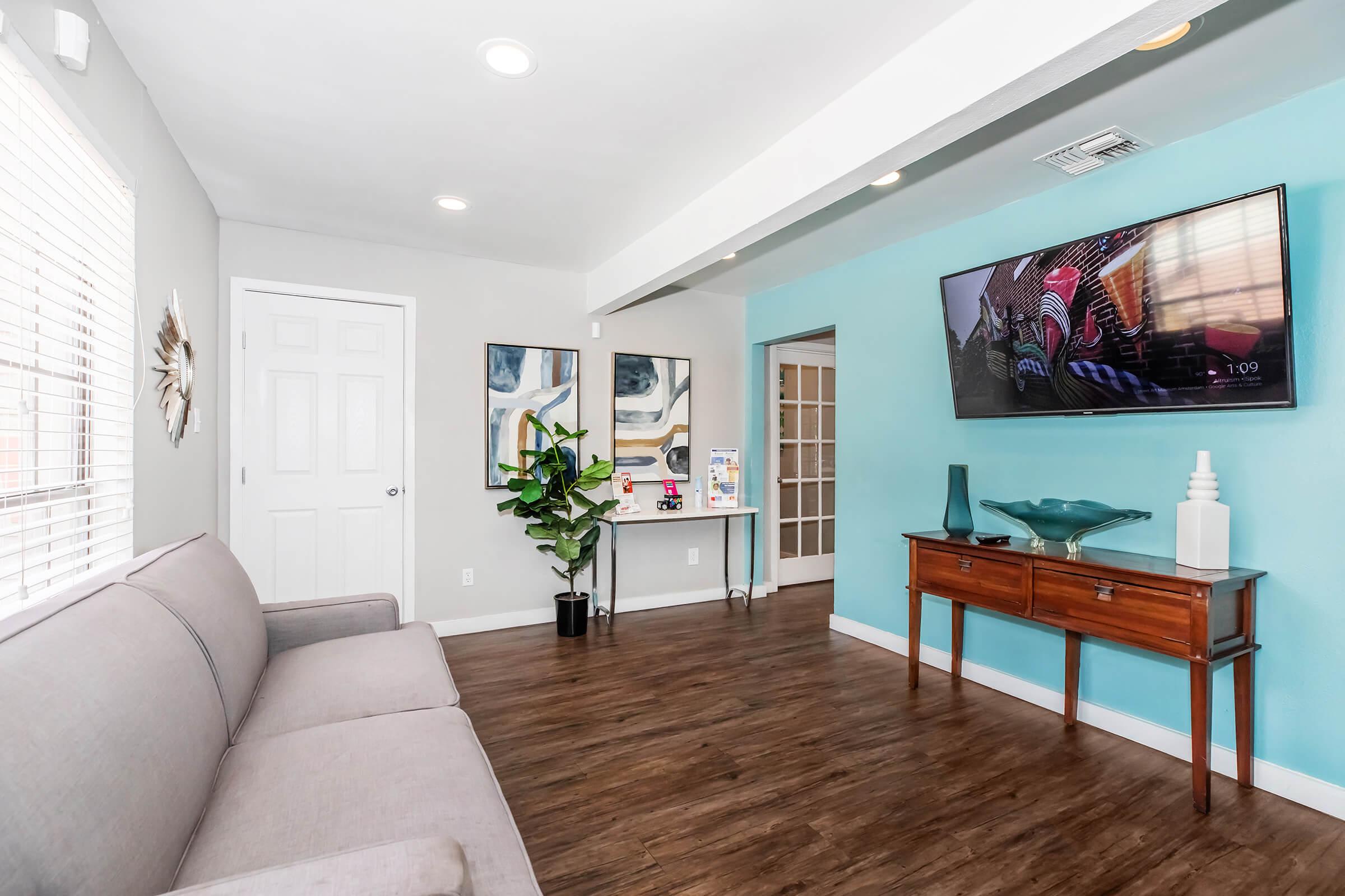 Westlake Villas – photo 1