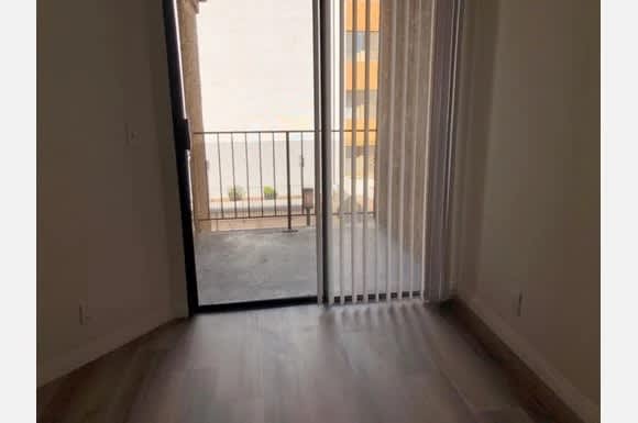 515 S. La Fayette Park Pl. – photo 2