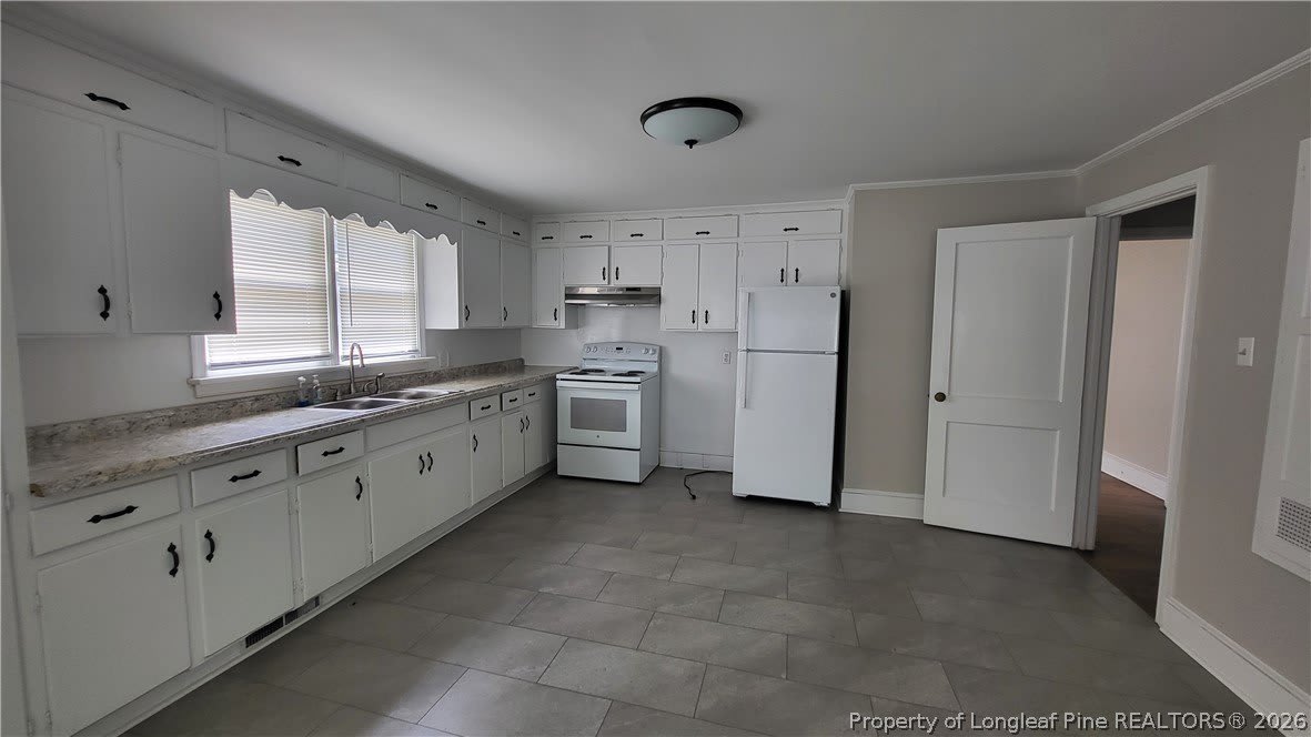 311 E 16Th Street – photo 4