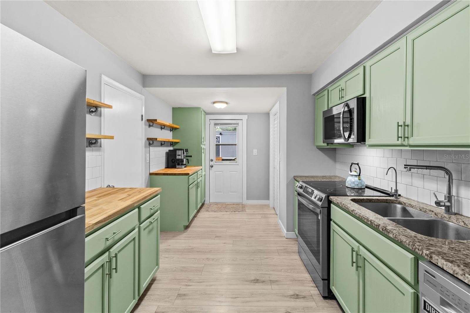 4034 40TH Avenue N – photo 5