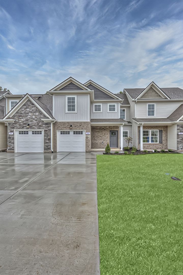 BRAND NEW Townhome in Manchester! 3 Bed 2.5 Bath! – photo 1