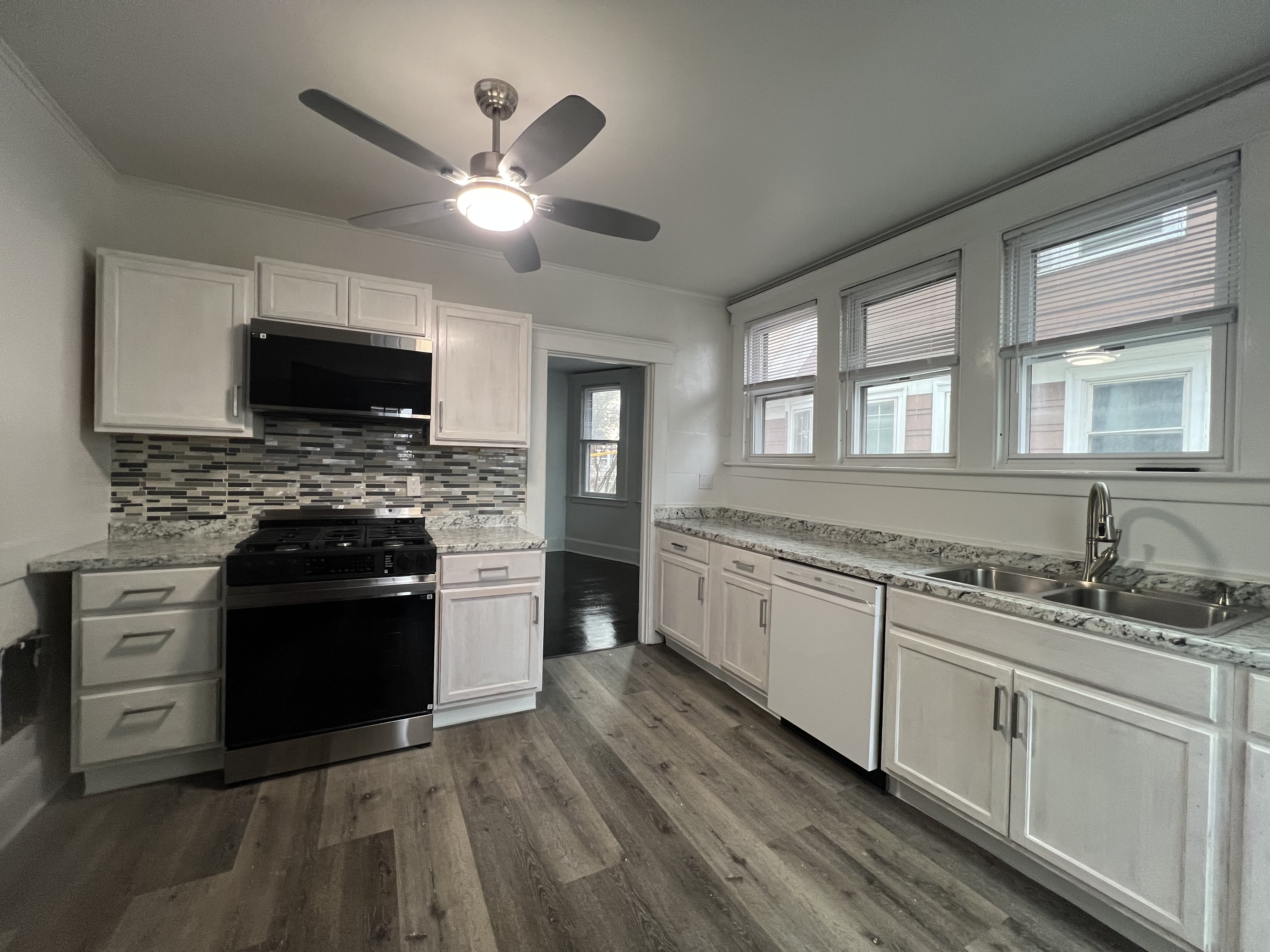 37 Center St – photo 1