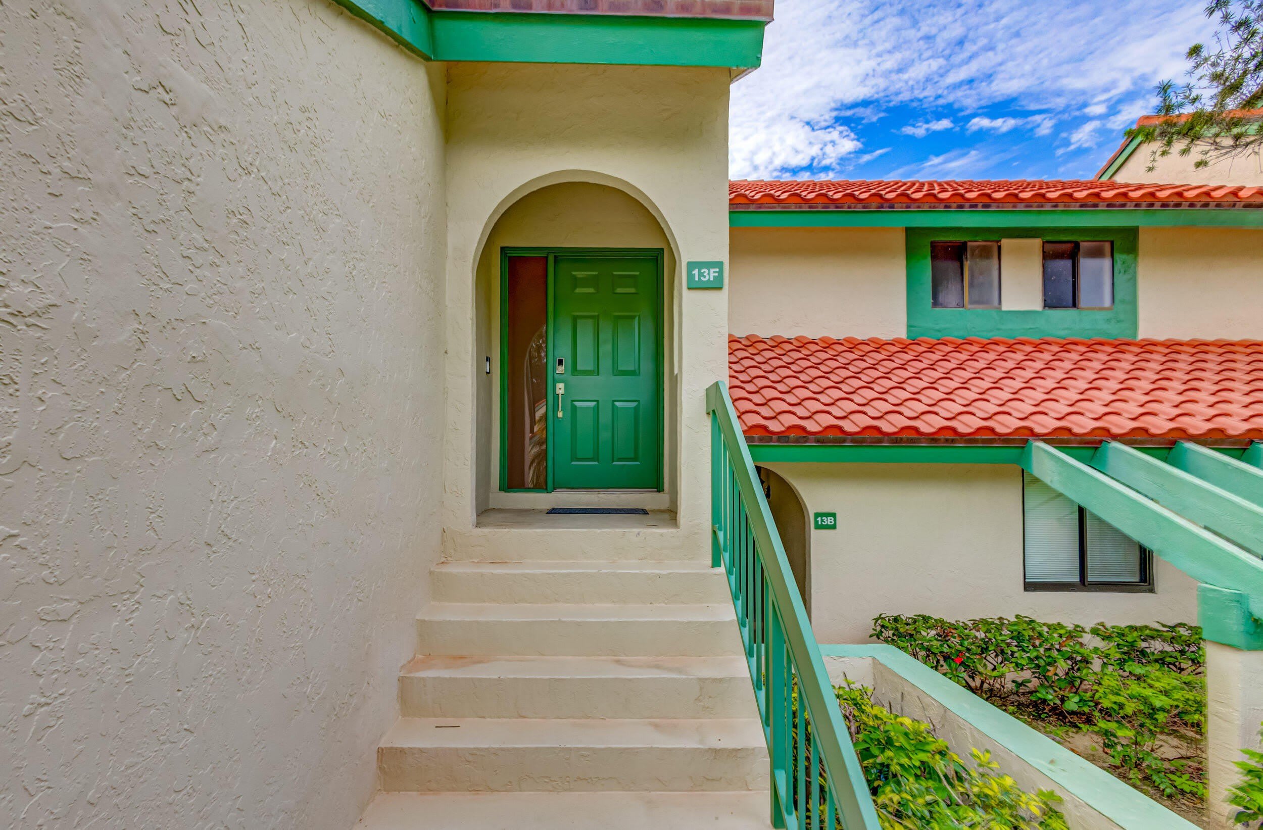 13 Lexington Lane E – photo 3