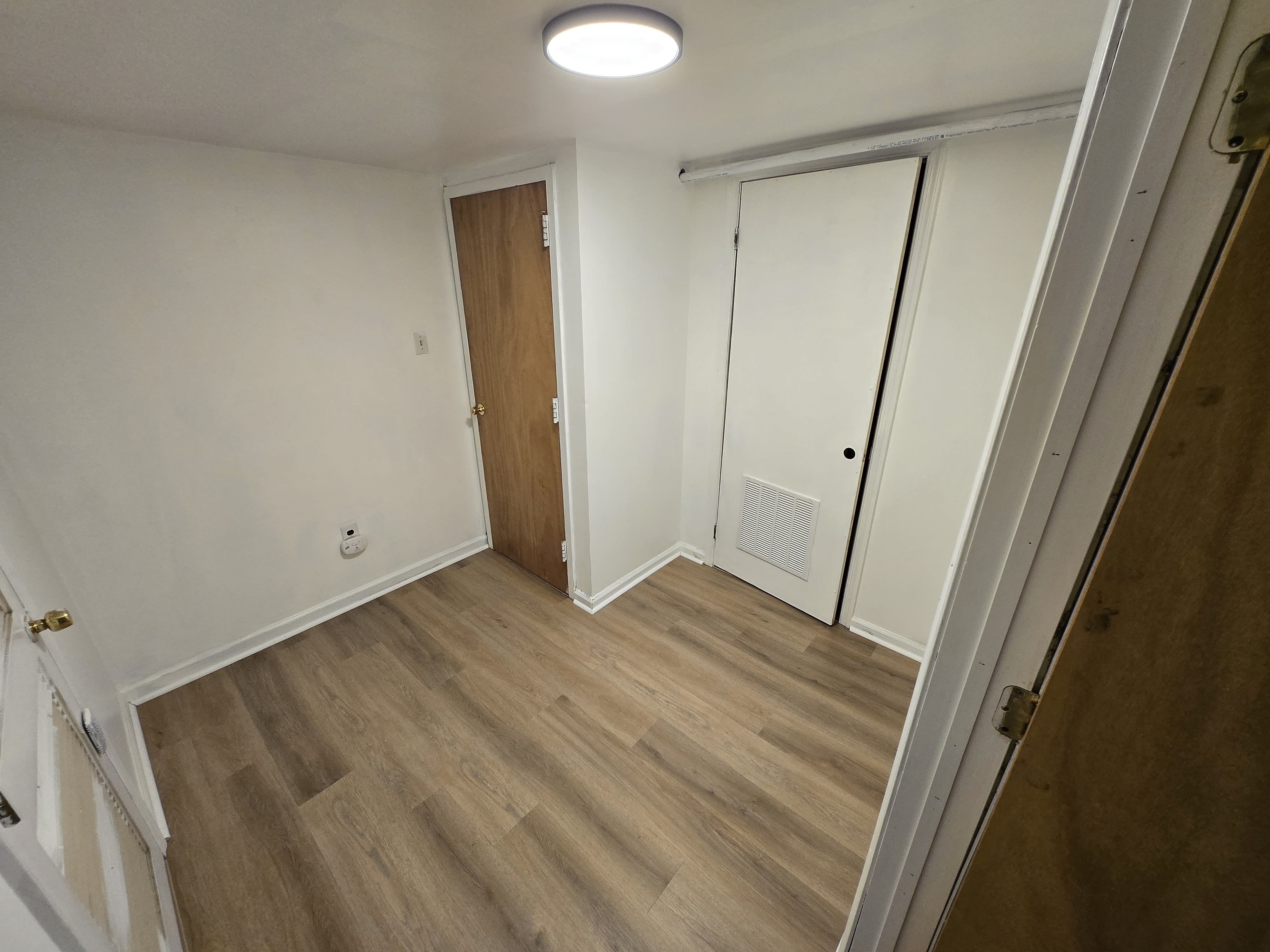 4300 Fleming Street – photo 5