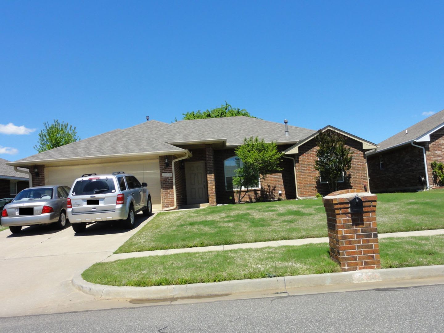 3 bedroom 2 bath home close to campus – photo 1