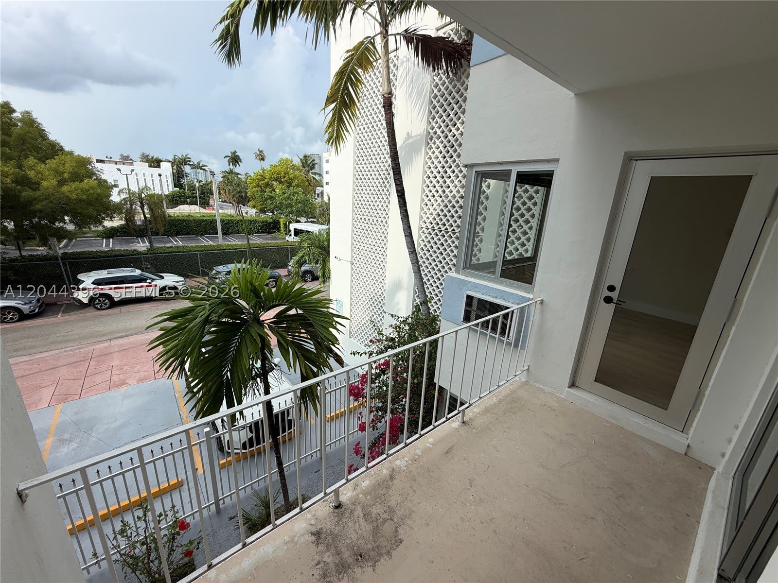 641 Espanola Way – photo 4