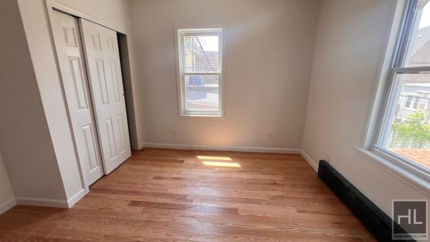 610 EAST 3 STREET – photo 5