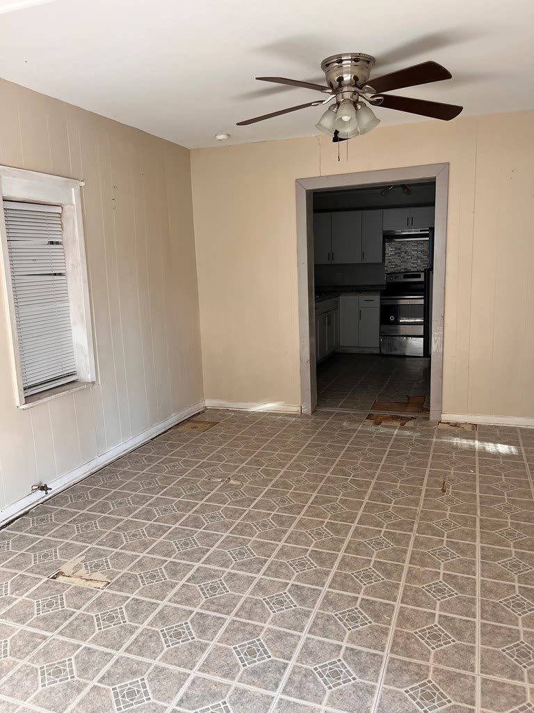 1295 Bryan St – photo 4