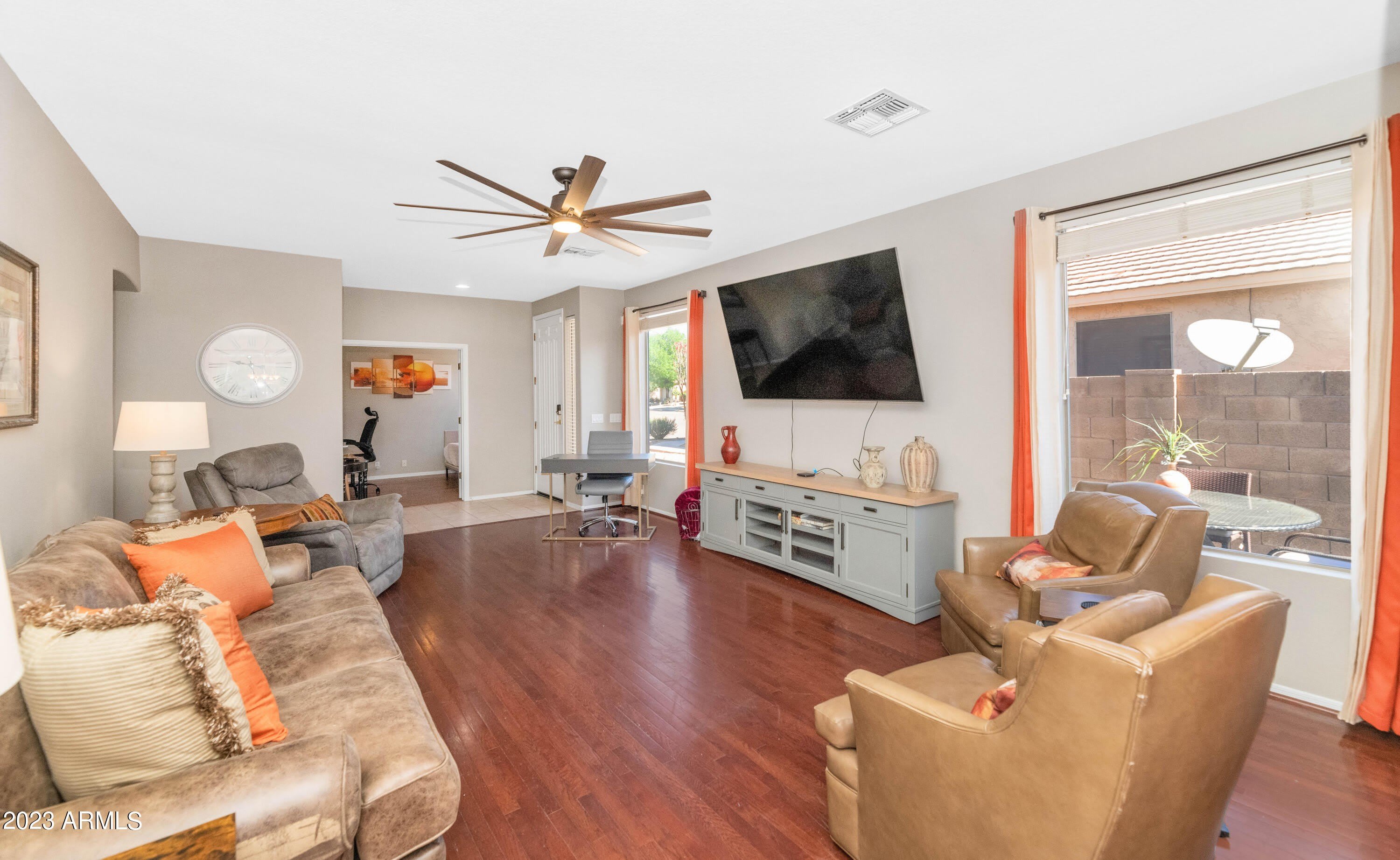 303 N Kimberlee Way – photo 4