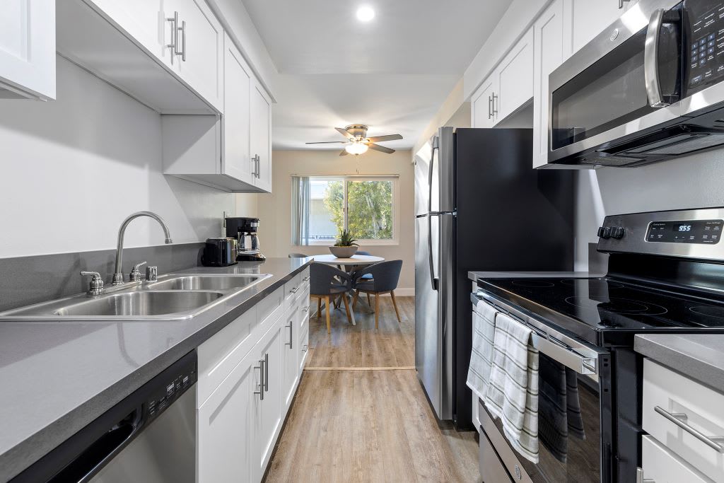 Lombardi Apartments – photo 1