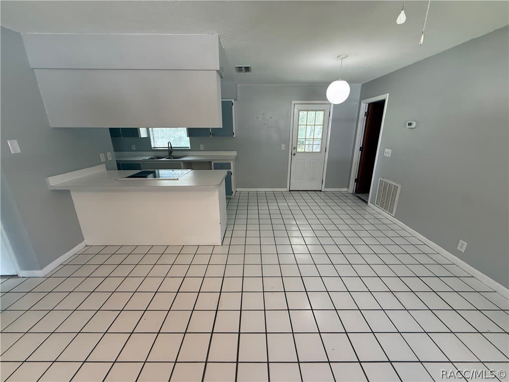 927 Russell Avenue – photo 3