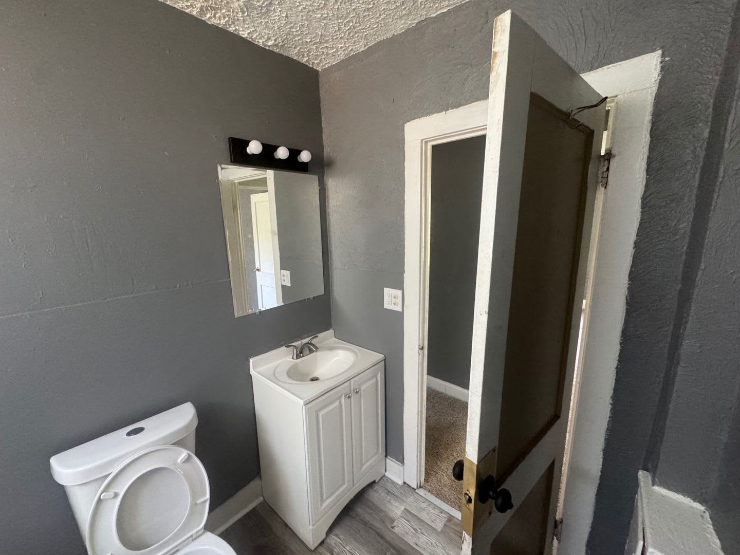 11115 Notre Dame Ave – photo 3