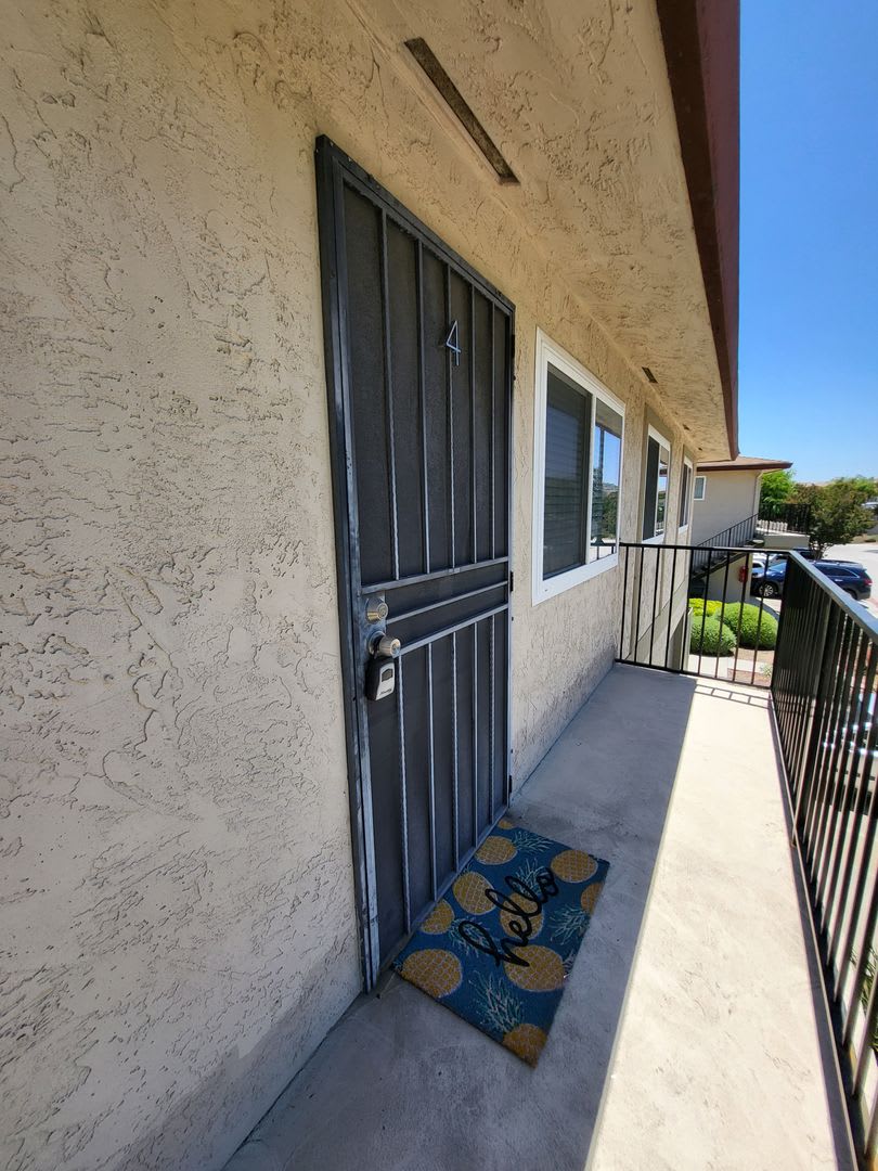 Centrally Located Two Bedroom Available Now – photo 3