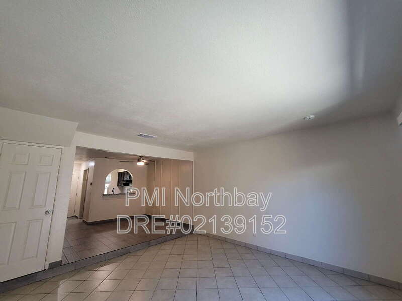 1206 Dana Dr – photo 4