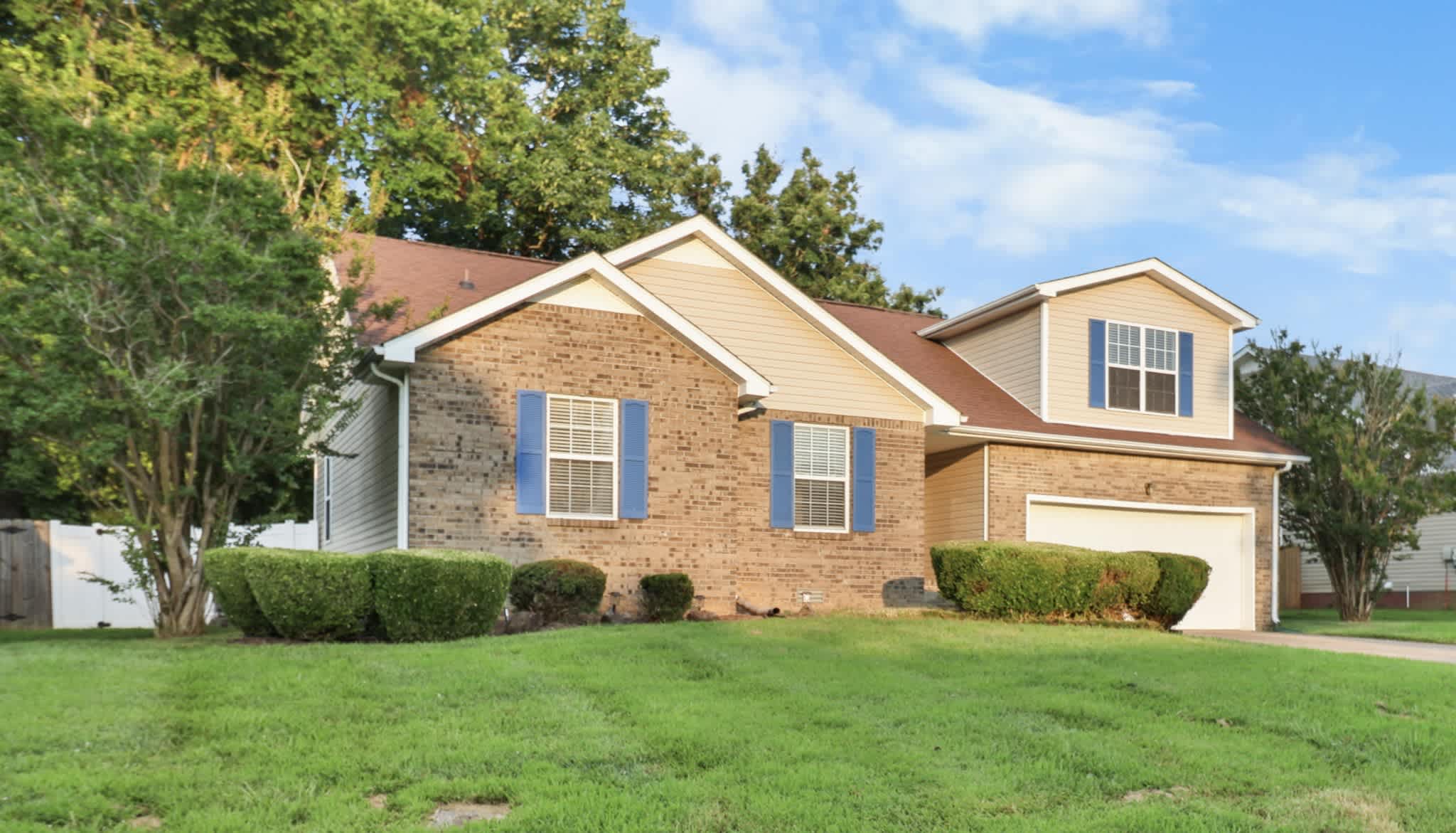 1633 Cedar Springs Circle – photo 2