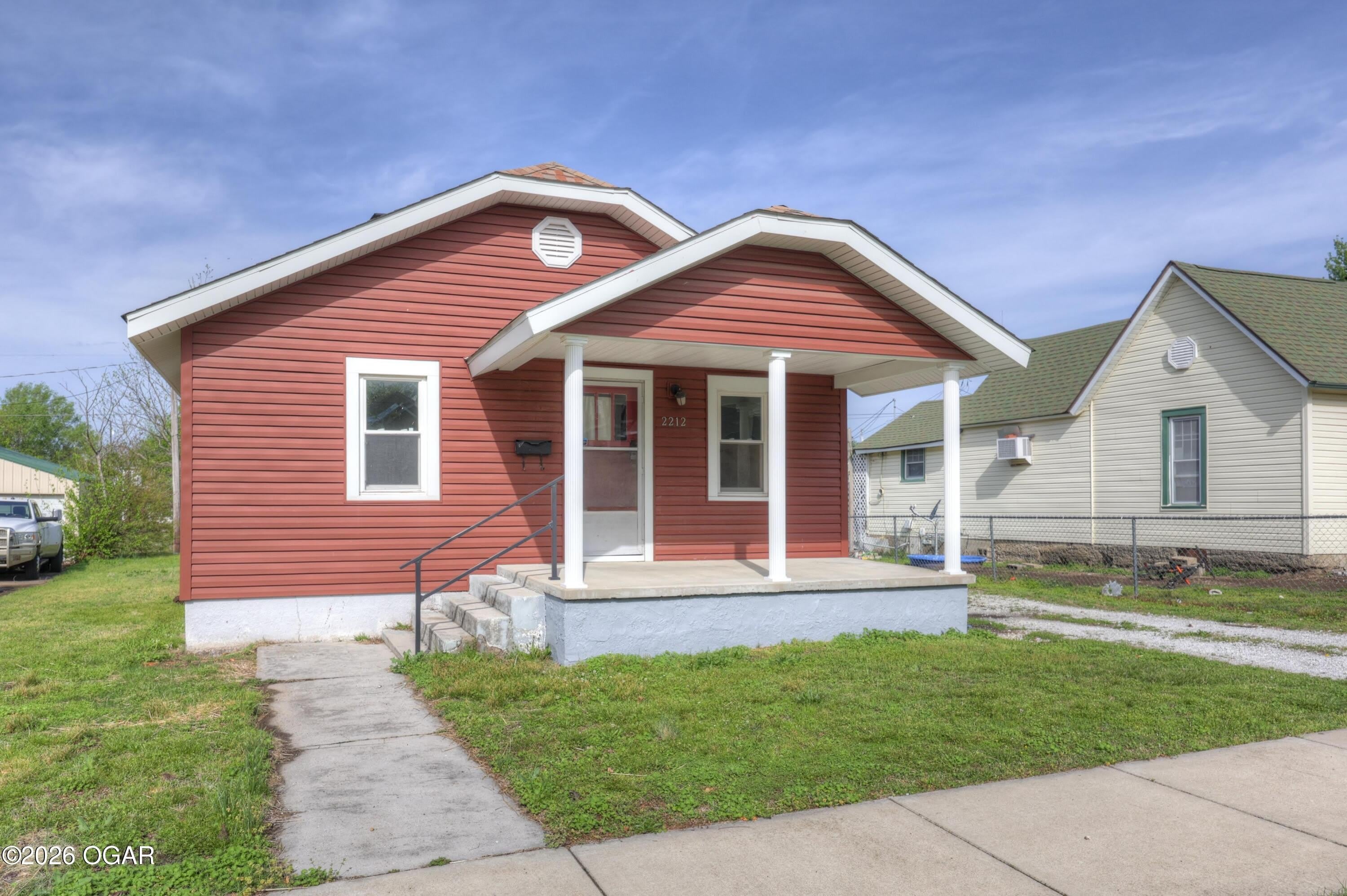 2212 Bird Avenue – photo 1