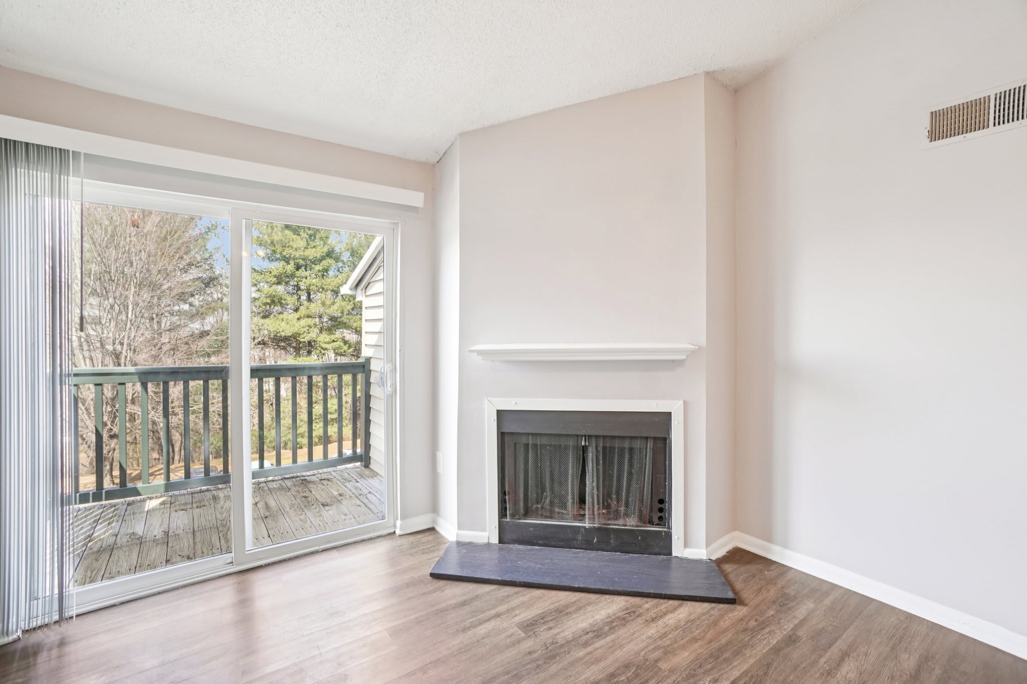 Woodberry Apartments – photo 3