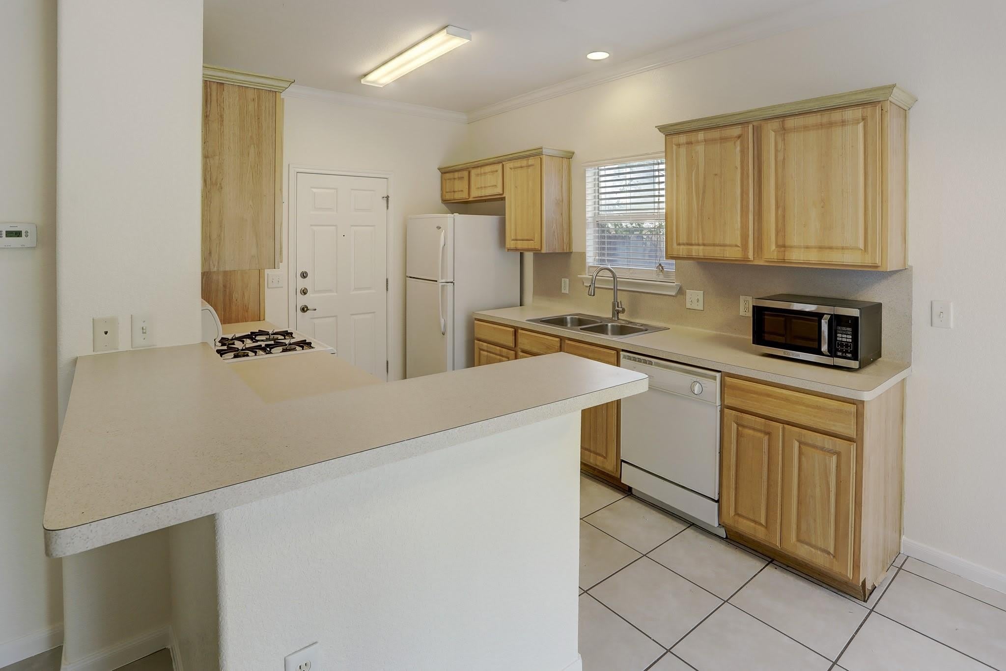 308 Blackson Ave A – photo 4