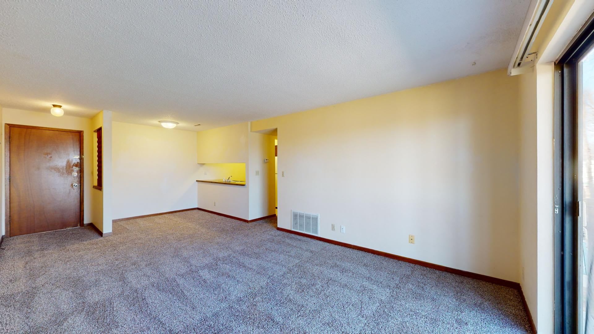 Beautiful Location with Lots of Trees and Greenspace – photo 5